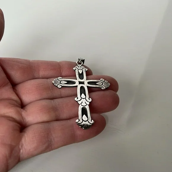 Victoria Cony Sterling Silver Taxco Mexico Cross Pendant - Picture 6 of 10